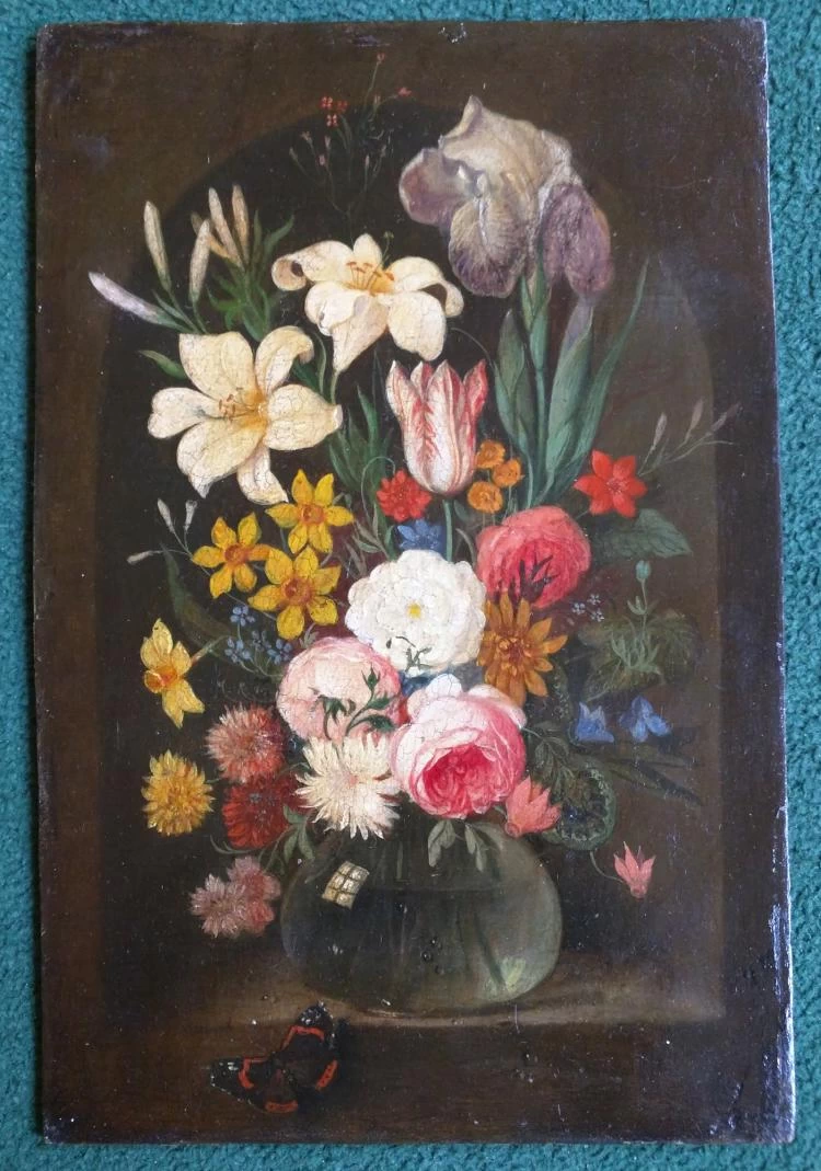Mazzo di fiori in un vaso di vetro